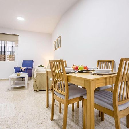 Apartamentos Sta Maria La Blanca เซบีญา ภายนอก รูปภาพ